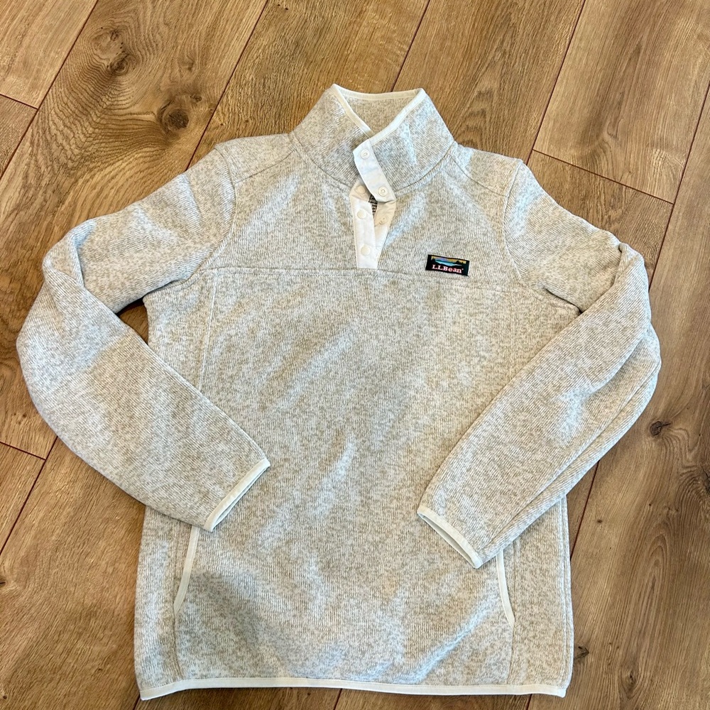 LL Bean Women’s Sweater Fleece Pullover in Sailcloth
